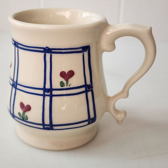 Vintage Hartstone USA Pottery Coffee Mug With Plaid And Heart Shape Flowers - Picture 3 of 14